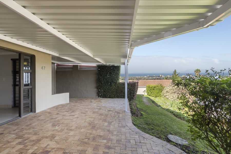 To Let 3 Bedroom Property for Rent in Helena Heights Western Cape